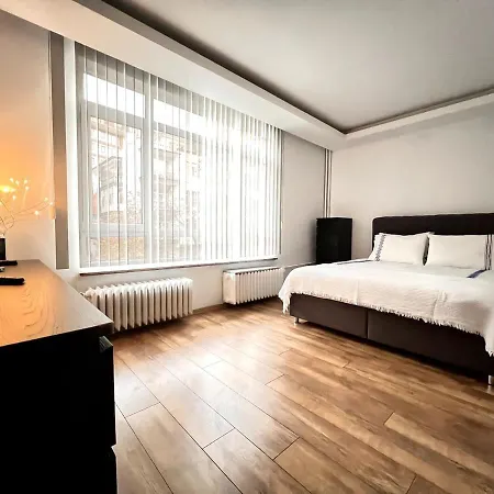 Lxry Bestekar Avenue At The Heart Of *