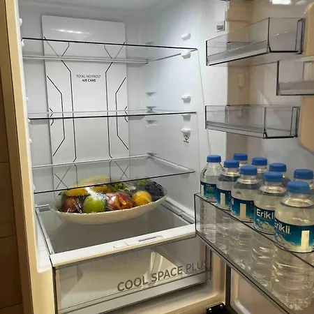 Lxry Bestekar Avenue At The Heart Of